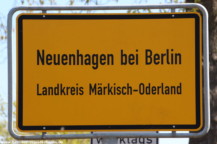 Ortsschild Neuenhagen bei Berlin Ortsschild Neuenhagen bei Berlin