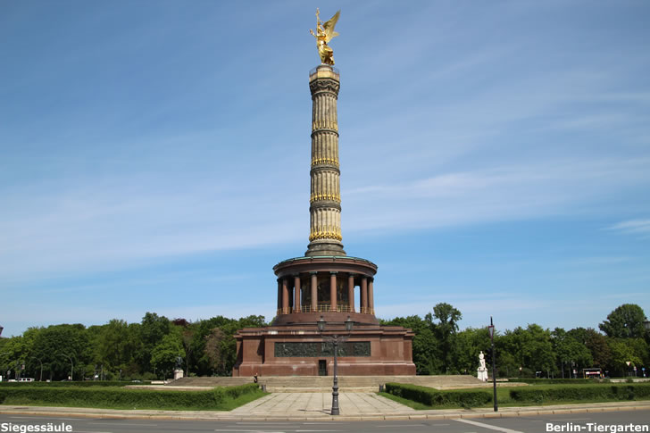 Siegessäule auf dem Großen Stern im Großen Tiergarten Siegessäule