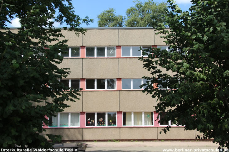 Freie Interkulturelle Waldorfschule Berlin Freie Interkulturelle Waldorfschule Berlin