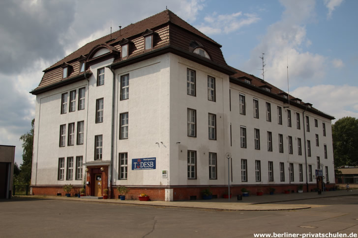 Privat Gymnasium TÜDESB - Berlin-Spandau Privat Gymnasium TÜDESB - Berlin-Spandau